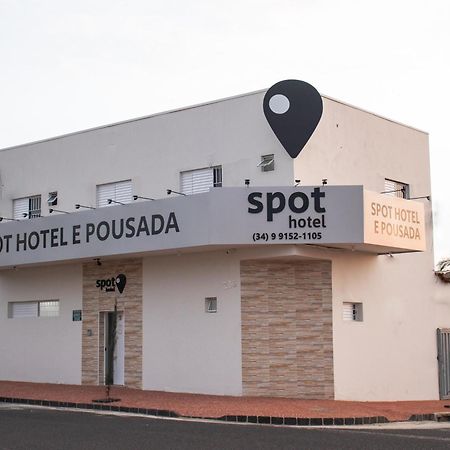 Spot Hotel E Pousada Uberlândia Dış mekan fotoğraf
